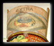 Nel 1836 Enea Sperlari avviò a Cremona un negozio di specialità tipiche dolciarie della città come torrone e mostarda