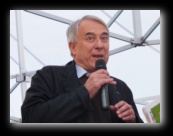 Il Sindaco di Milano Giuliano Pisapia alla Stramilano 2012 - Foto di Luca Cambré