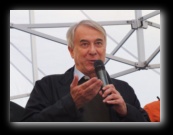 Il Sindaco di Milano Giuliano Pisapia alla Stramilano 2012 - Foto di Luca Cambré