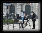 Codice della strada - Piazza del Duomo - Milano - Foto di Luca Cambr&eacute;