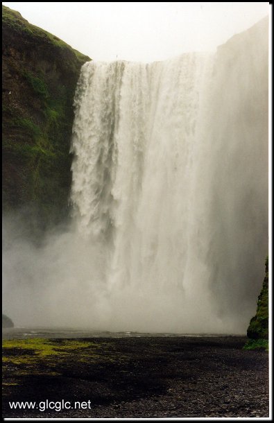 371x585 pixels (42K)