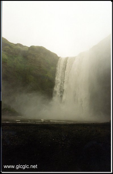 374x585 pixels (30K)